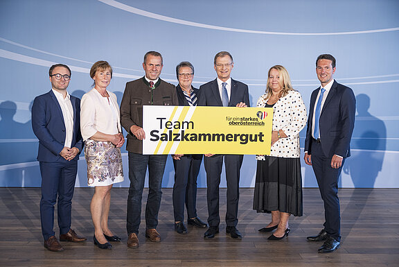 PA_OÖVP_Kandidaten_für_den_Bezirk_Gmunden.jpg  
