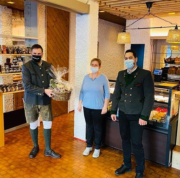 PA_ÖVP_Gosau_Cafe_Gosinger.jpg  